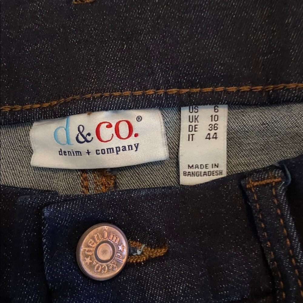 Denim & Co. Canyon Retreat Easy Stretch Pull On Slim Straight Leg Denim Jean 6 - Picture 4 of 9